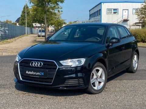 Photo du véhicule AUDI A3 SPORTBACK 35 TDI BASIS*NAVI*XENON*PDC*SHZ*