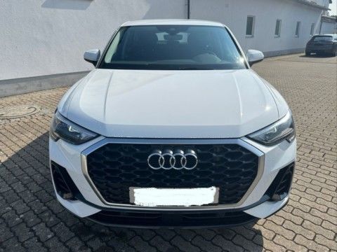 Photo du véhicule AUDI Q3 SPORTBACK 45 TFSI E GPS S TRONIC PCD + LED