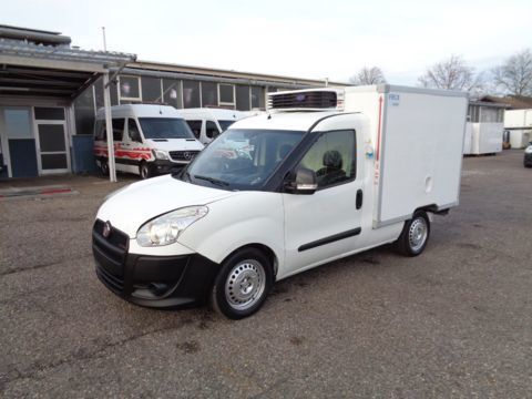 Photo du véhicule FIAT DOBLO 1.3 L 90CV*CARRIER-CD-VITRES ELECTRIQUES