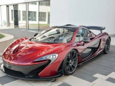 Photo du véhicule MACLAREN P1 COUPÉ | 1 OF 375 | VOLCANO RED