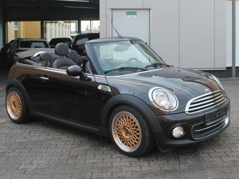 Photo du véhicule MINI COOPER 1.6E  122CV CABRIO HIGHGATE CUIR 17' SPORTBUT