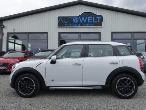 Photo du véhicule MINI COOPER COUNTRYMAN ALL4 1.6 T AUT.NAVI XEN PDC 17