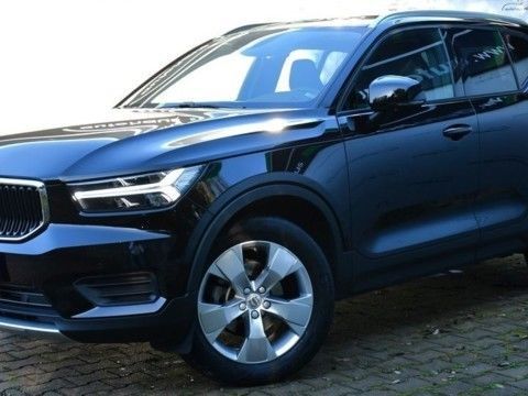 Photo du véhicule VOLVO XC40 MOMENTUM PRO*NAVI*KAMERA*