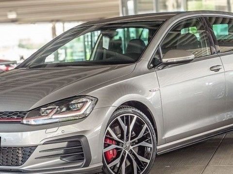 Photo du véhicule VW GOLF GTI 2.0 TSI 245CV DS-7 GPS LEED ACC COKPIT 